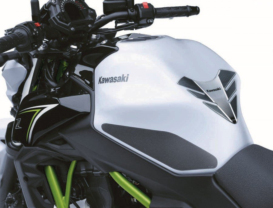 Kawasaki_Z650_12.jpg