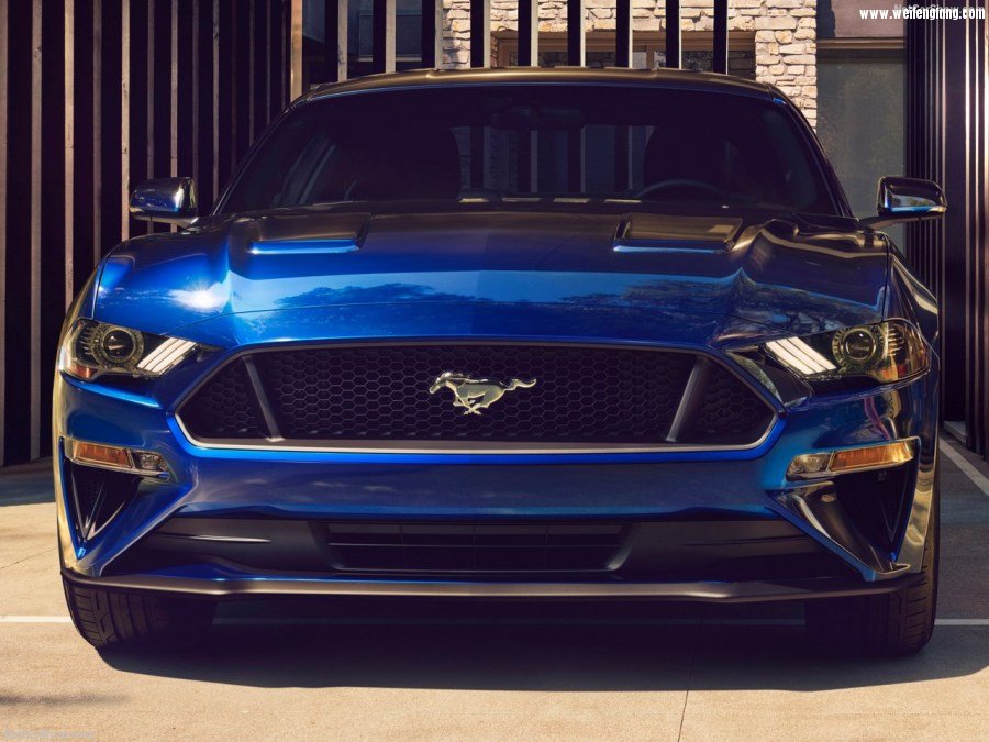 Ford-Mustang_GT-2018-1280-0b.jpg