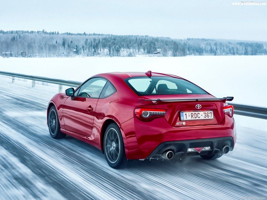 Toyota-GT86-2017-1280-32.jpg