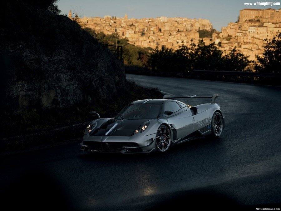 Pagani-Huayra_BC-2016-1280-06.jpg