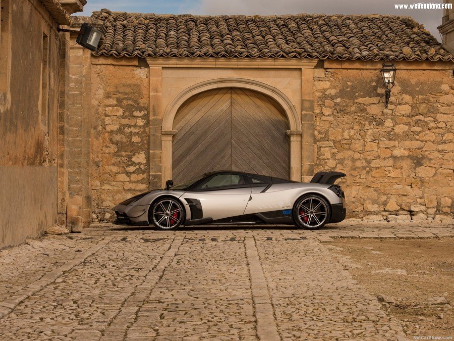 Pagani-Huayra_BC-2016-1280-0a.jpg