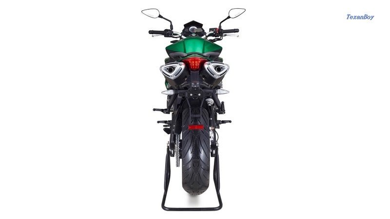 2017-benelli-tnt600-4_800x0w.jpg