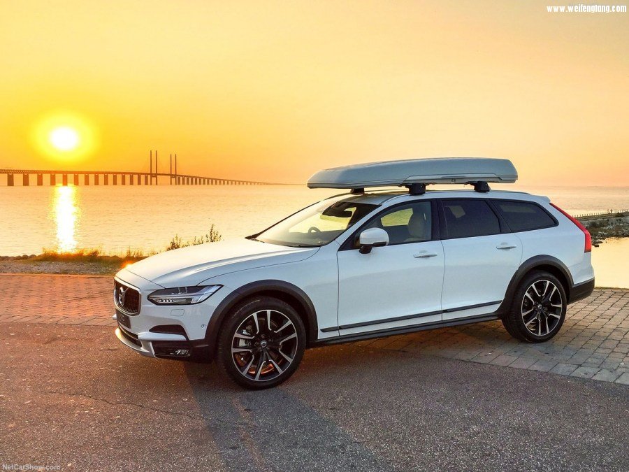 Volvo-V90_Cross_Country-2017-1280-03.jpg