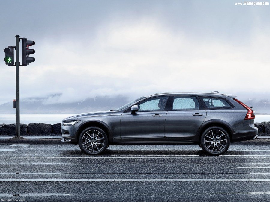 Volvo-V90_Cross_Country-2017-1280-0d.jpg