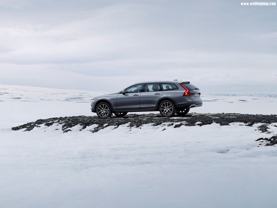 Volvo-V90_Cross_Country-2017-1280-1d.jpg