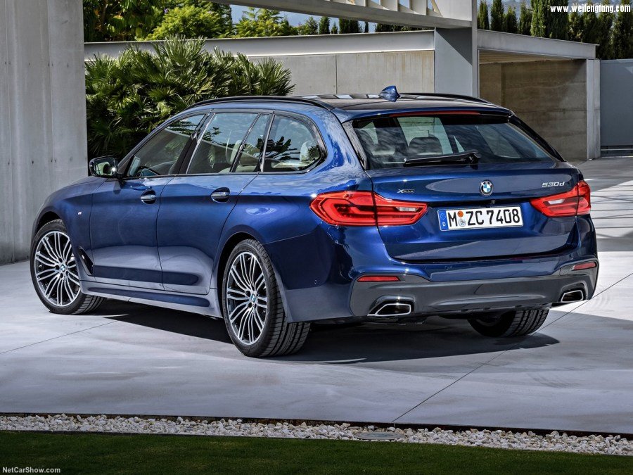 BMW-5-Series_Touring-2018-1280-17.jpg
