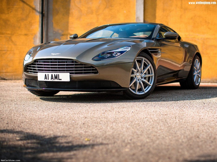 Aston_Martin-DB11-2017-1280-09.jpg