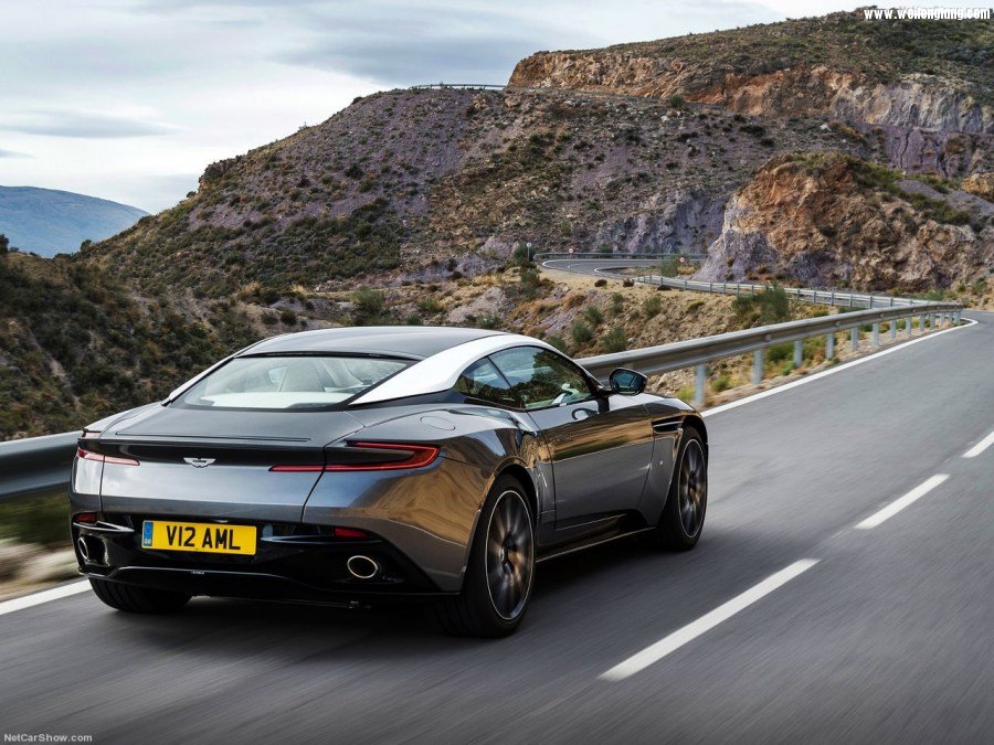 Aston_Martin-DB11-2017-1280-65.jpg