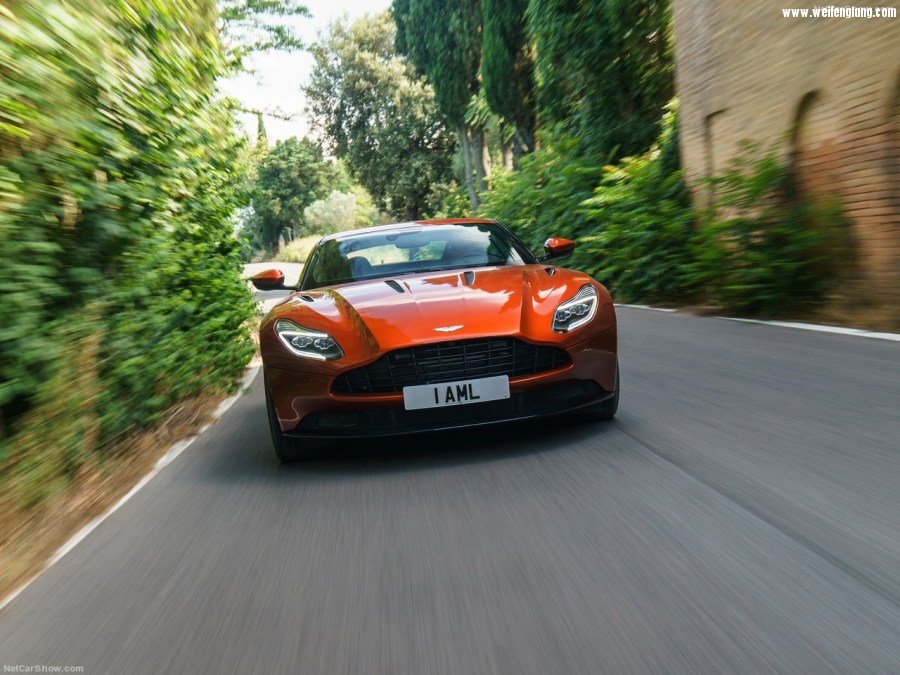 Aston_Martin-DB11-2017-1280-7d.jpg