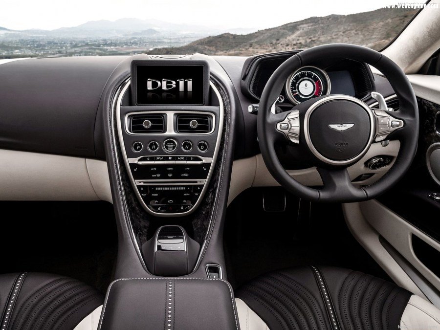 Aston_Martin-DB11-2017-1280-91.jpg