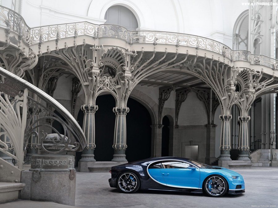 Bugatti-Chiron-2017-1280-18.jpg