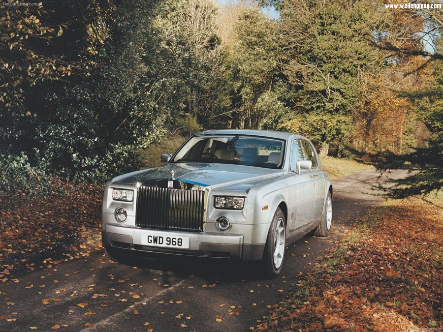 Rolls-Royce-Phantom-2003-1280-2d.jpg