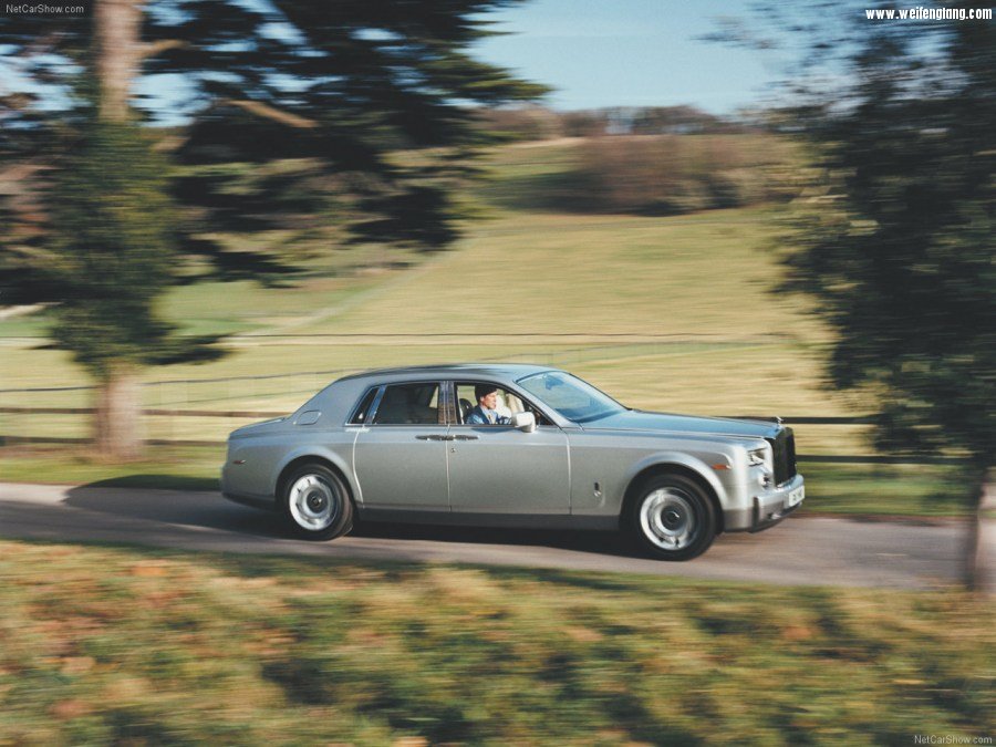 Rolls-Royce-Phantom-2003-1280-2e.jpg