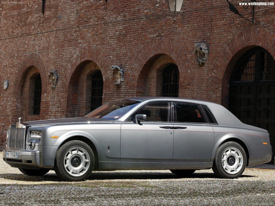 Rolls-Royce-Phantom-2003-1280-34.jpg