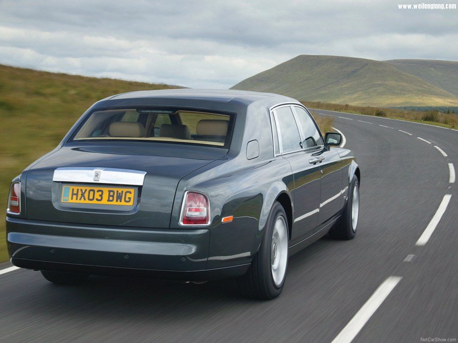 Rolls-Royce-Phantom-2003-1280-3c.jpg