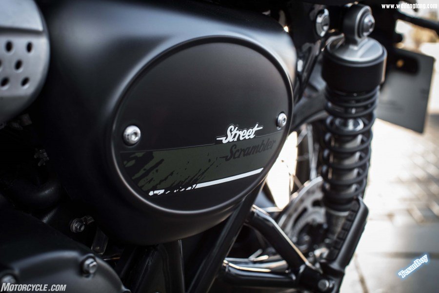 011917-2017-triumph-street-scrambler-IMG_0178.jpg