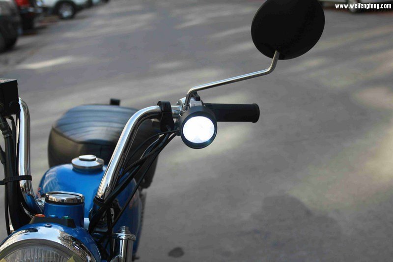 改装超量led辅助灯