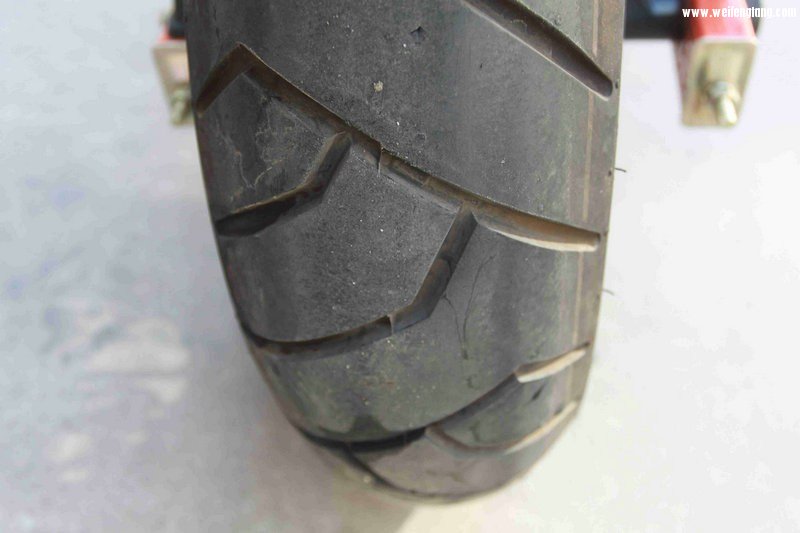 后胎中心毛还在