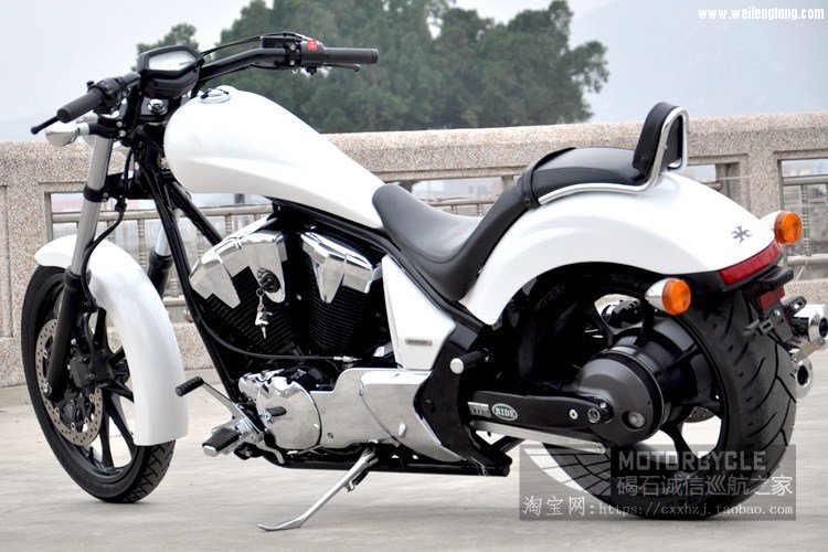 14年本田怒VT1300CX-2 (4)改.jpg