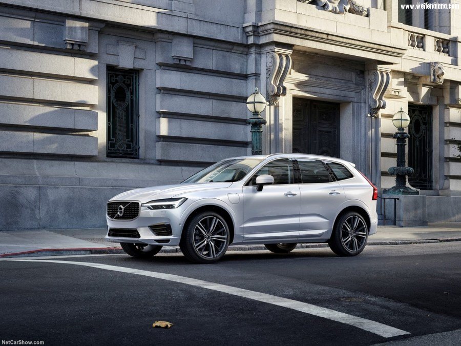 Volvo-XC60-2018-1280-06.jpg