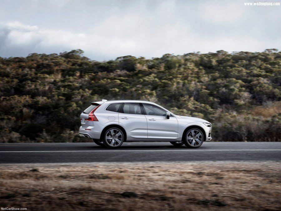Volvo-XC60-2018-1280-11.jpg