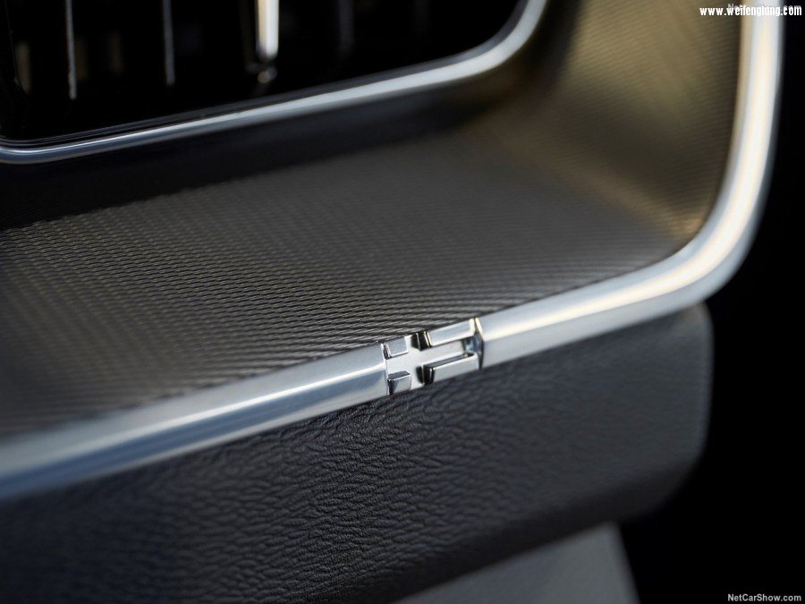 Volvo-XC60-2018-1280-37.jpg