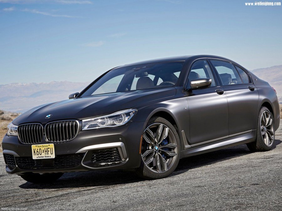BMW-M760Li_xDrive-2017-1280-02.jpg