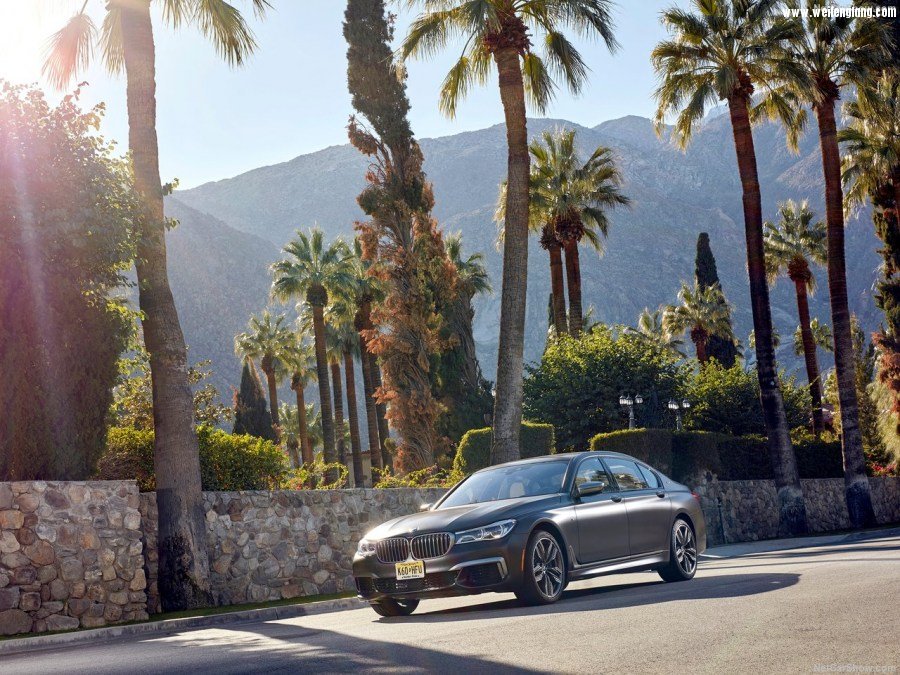 BMW-M760Li_xDrive-2017-1280-0e.jpg