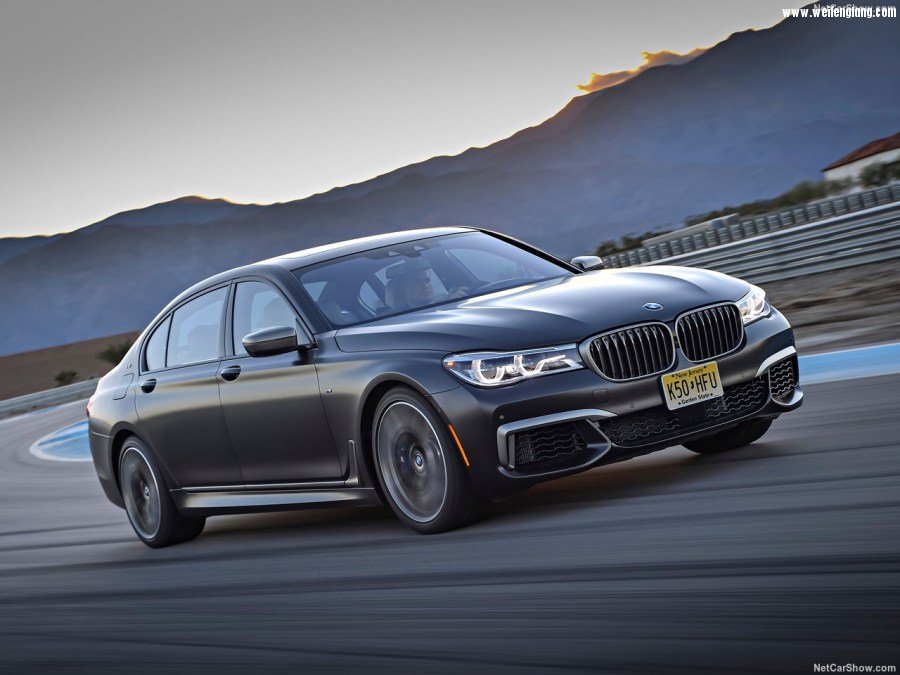 BMW-M760Li_xDrive-2017-1280-1b.jpg