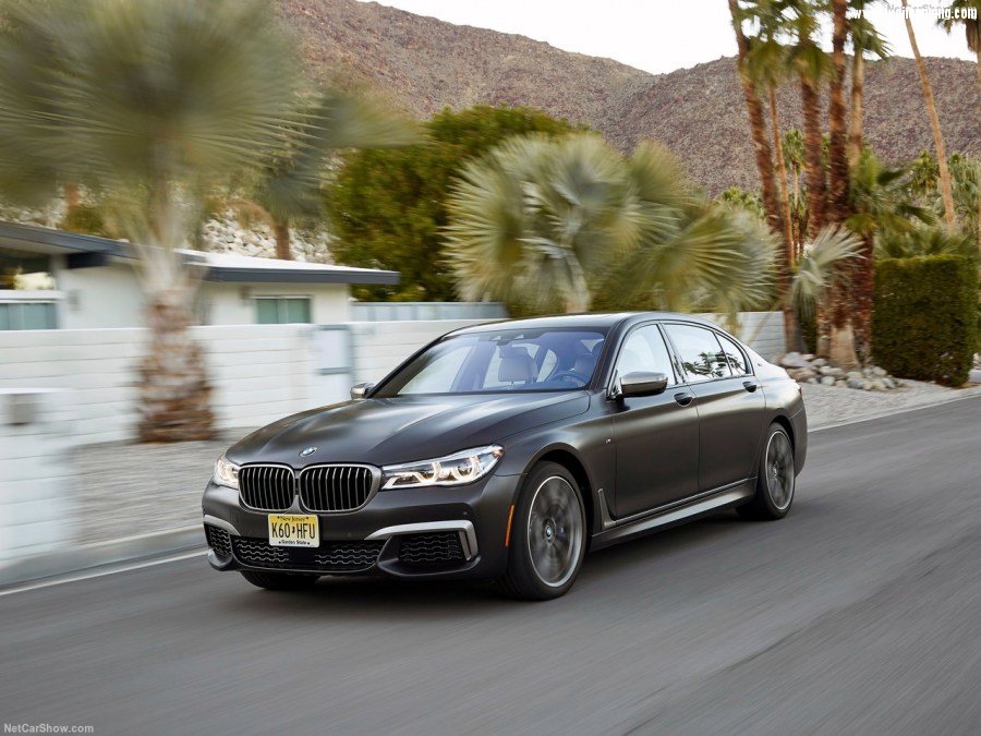 BMW-M760Li_xDrive-2017-1280-3e.jpg