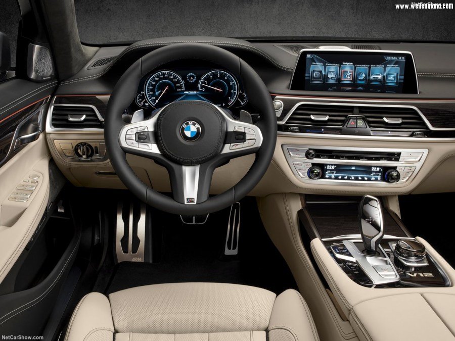 BMW-M760Li_xDrive-2017-1280-8e.jpg