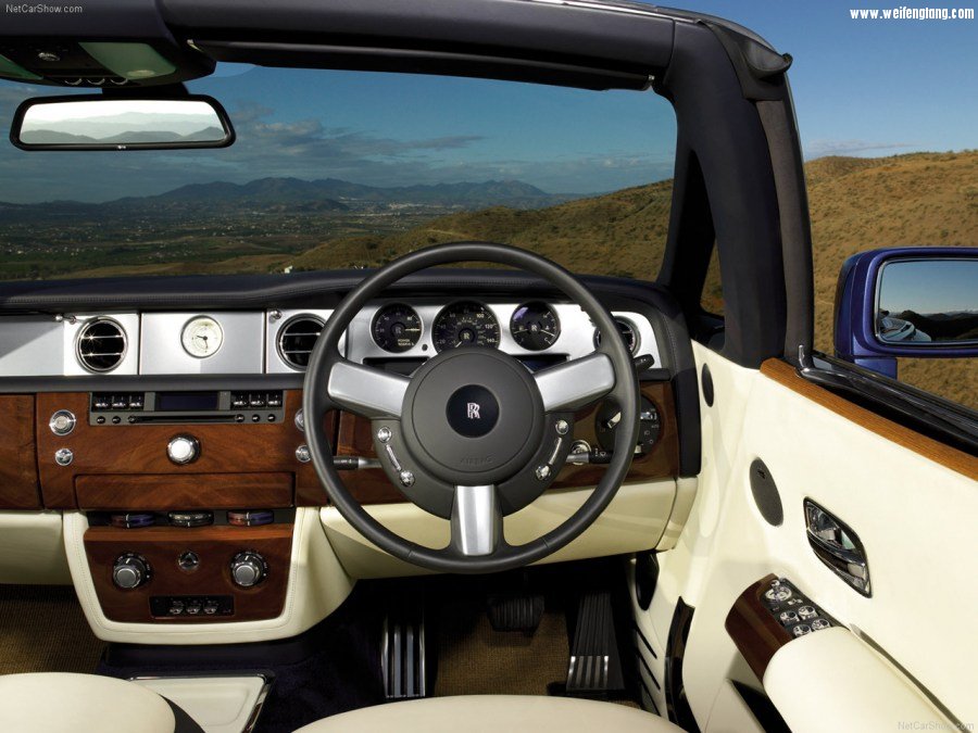Rolls-Royce-Phantom_Drophead_Coupe-2008-1280-26.jpg