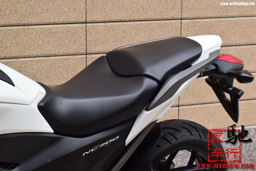 12 NC700X (6).jpg