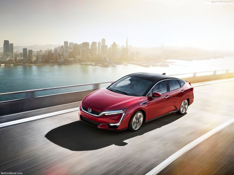 Honda-Clarity_Fuel_Cell-2017-1280-10.jpg