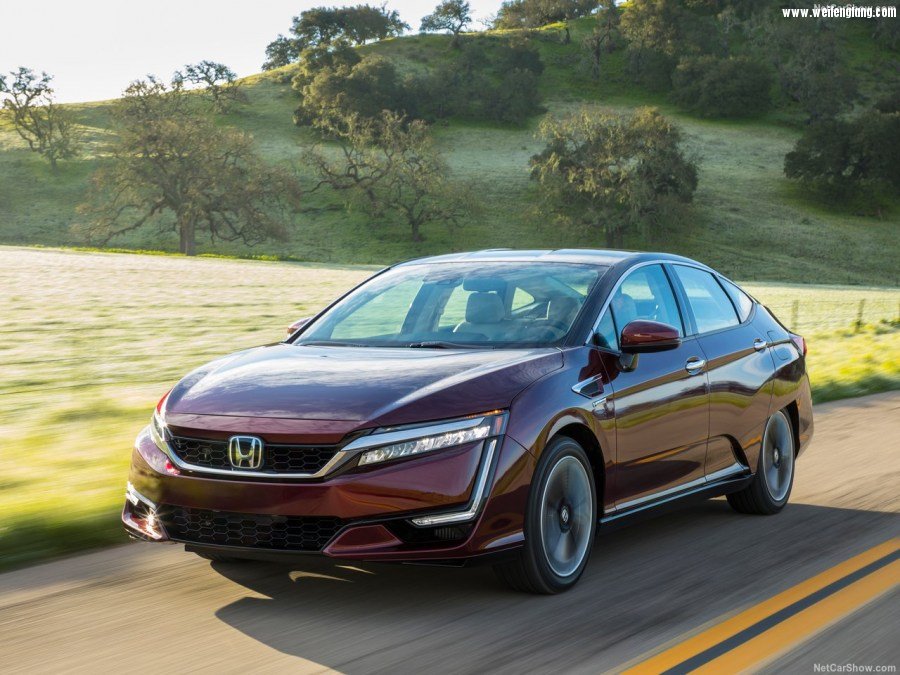 Honda-Clarity_Fuel_Cell-2017-1280-15.jpg