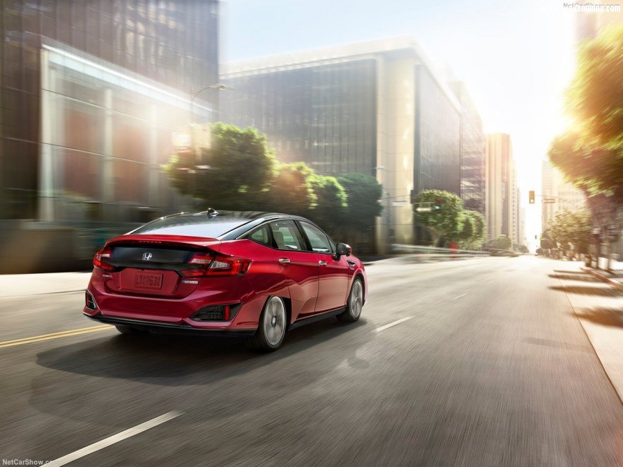 Honda-Clarity_Fuel_Cell-2017-1280-27.jpg