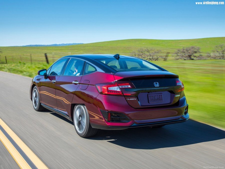 Honda-Clarity_Fuel_Cell-2017-1280-28.jpg