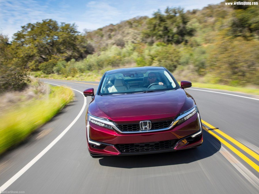 Honda-Clarity_Fuel_Cell-2017-1280-32.jpg