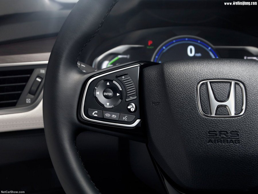 Honda-Clarity_Fuel_Cell-2017-1280-6d.jpg