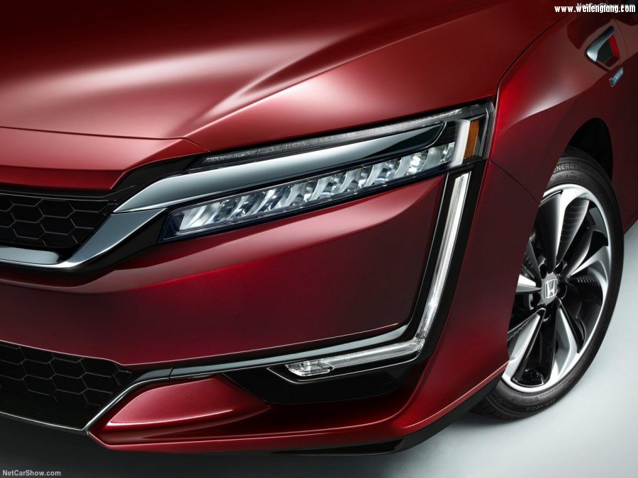Honda-Clarity_Fuel_Cell-2017-1280-78.jpg