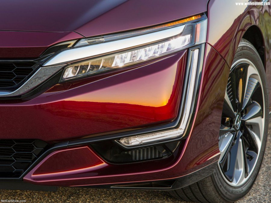 Honda-Clarity_Fuel_Cell-2017-1280-79.jpg
