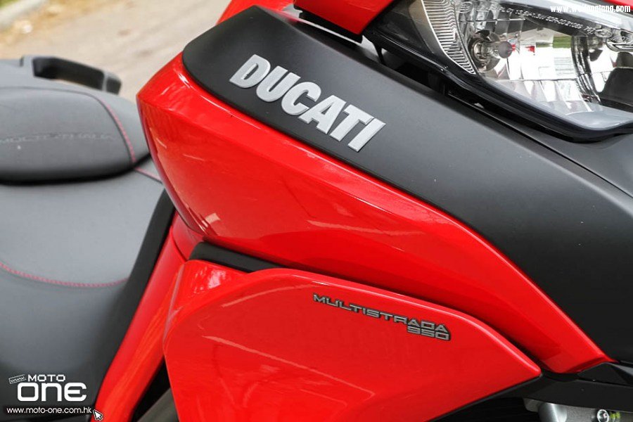2017_Ducati_Multistrada_950_35.jpg