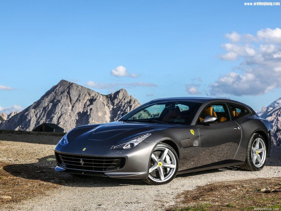 Ferrari-GTC4_Lusso-2017-1280-02.jpg
