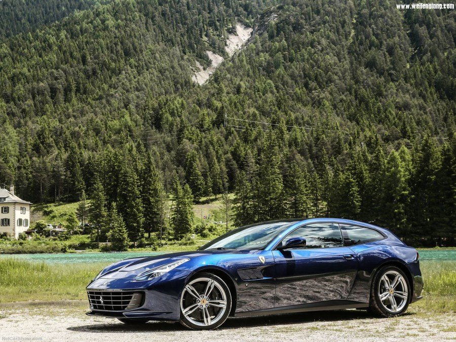 Ferrari-GTC4_Lusso-2017-1280-05.jpg