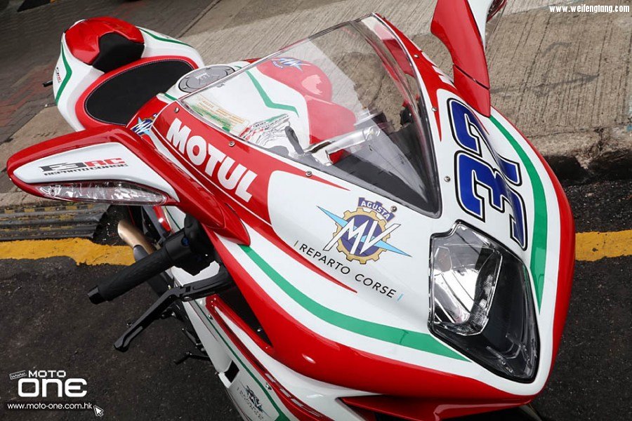 2017_MV_Agusta_F3_800_RC_17.jpg