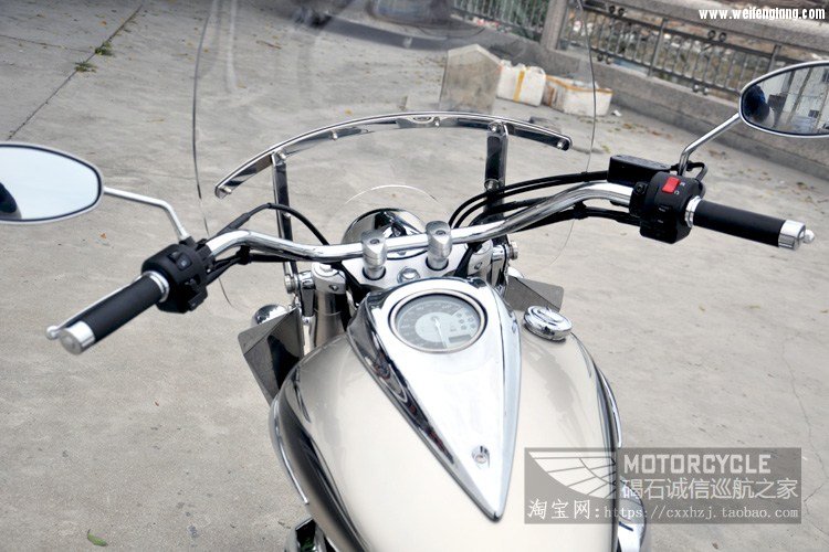 15年雅马哈XVS950土豪金色 (8)改.jpg