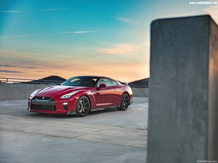 Nissan-GT-R_Track_Edition-2017-1280-04.jpg