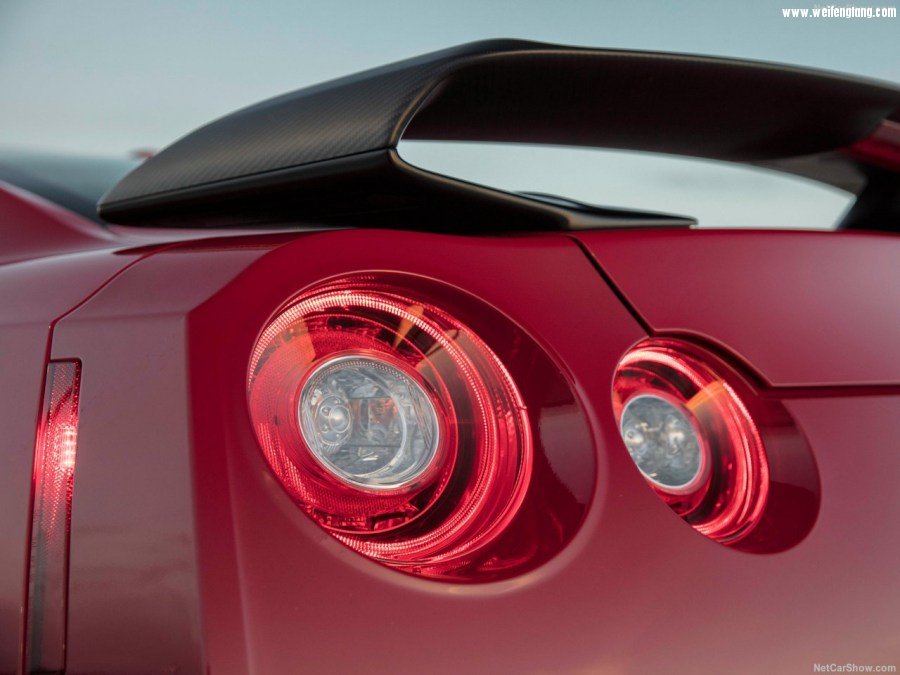Nissan-GT-R_Track_Edition-2017-1280-14.jpg