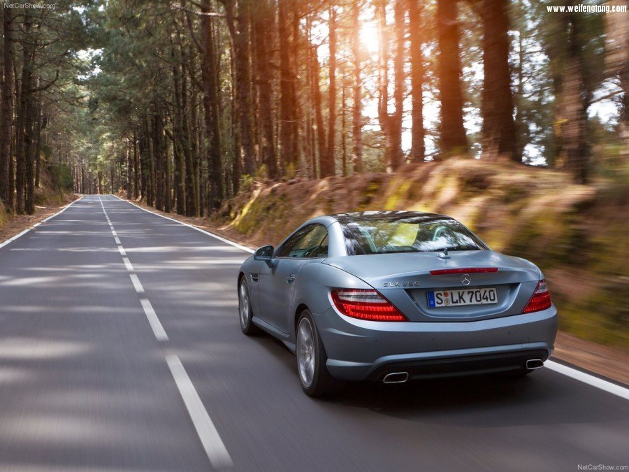 Mercedes-Benz-SLK350-2012-1280-70.jpg