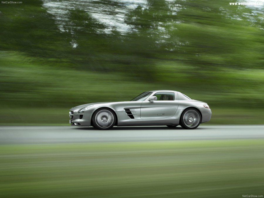 Mercedes-Benz-SLS_AMG-2011-1280-40.jpg